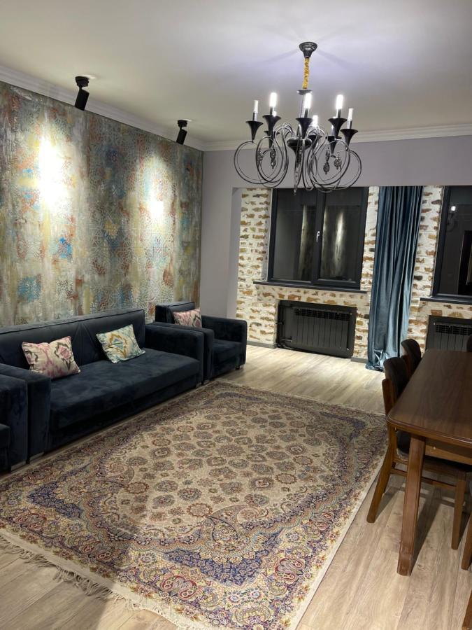 Apartment Tashkent 3 Bedrooms ภายนอก รูปภาพ
