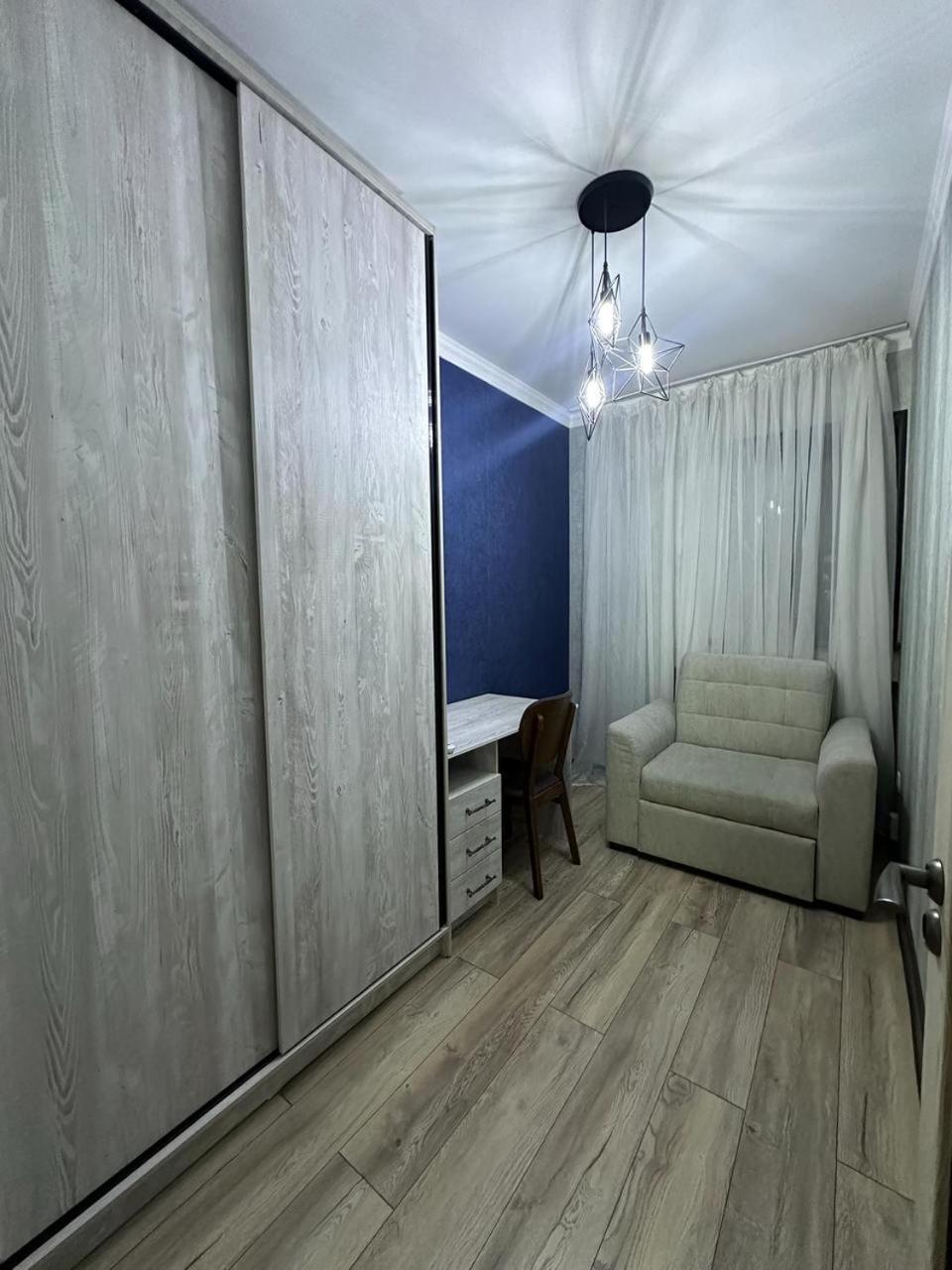 Apartment Tashkent 3 Bedrooms ภายนอก รูปภาพ